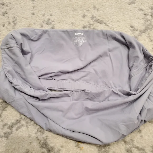 Skims Bandeau - Picture 7 of 7